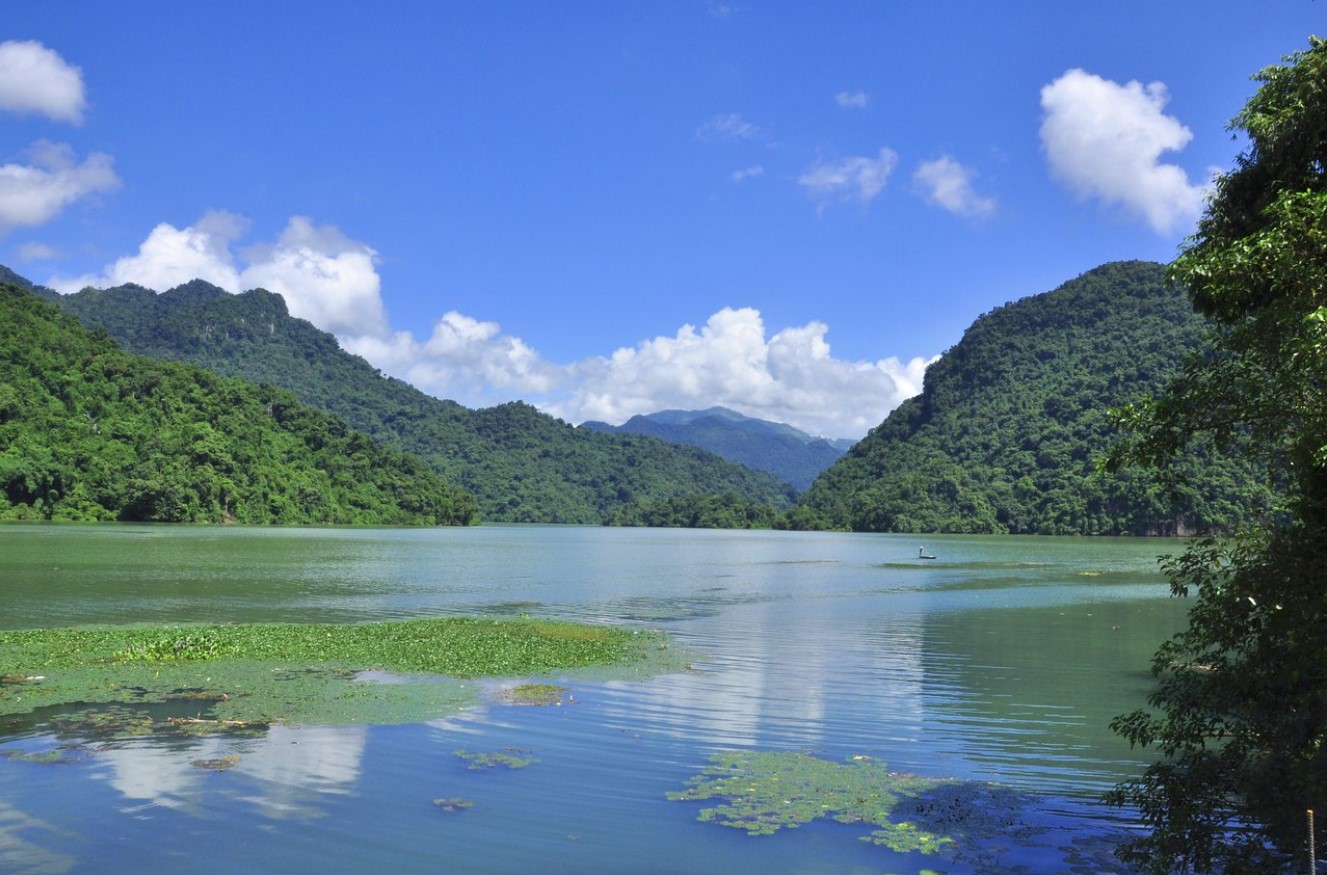 Vietnam natural landscape_Ba Be national park